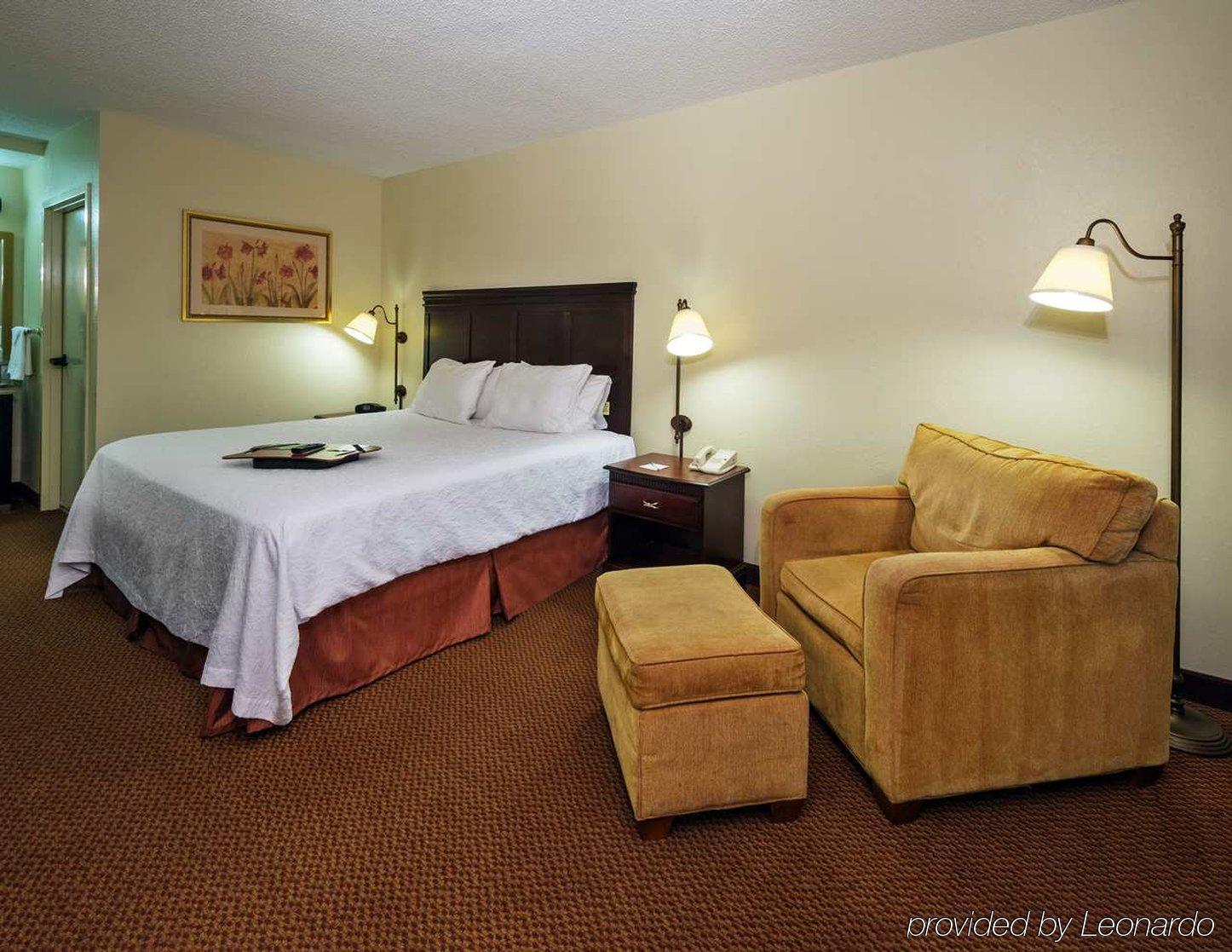 Red Roof Inn Tupelo Pokoj fotografie